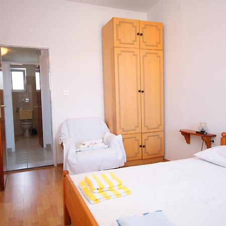 Apartments By The Sea Jezera, Murter - 5063 Quarto foto